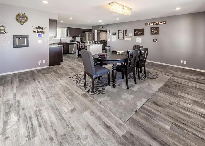 Coral Beauty! Heated Pool & Spa! Ferienhaus Lake Havasu City