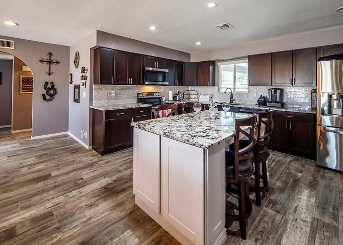 Ferienhaus Coral Beauty! Heated Pool & Spa! Lake Havasu City